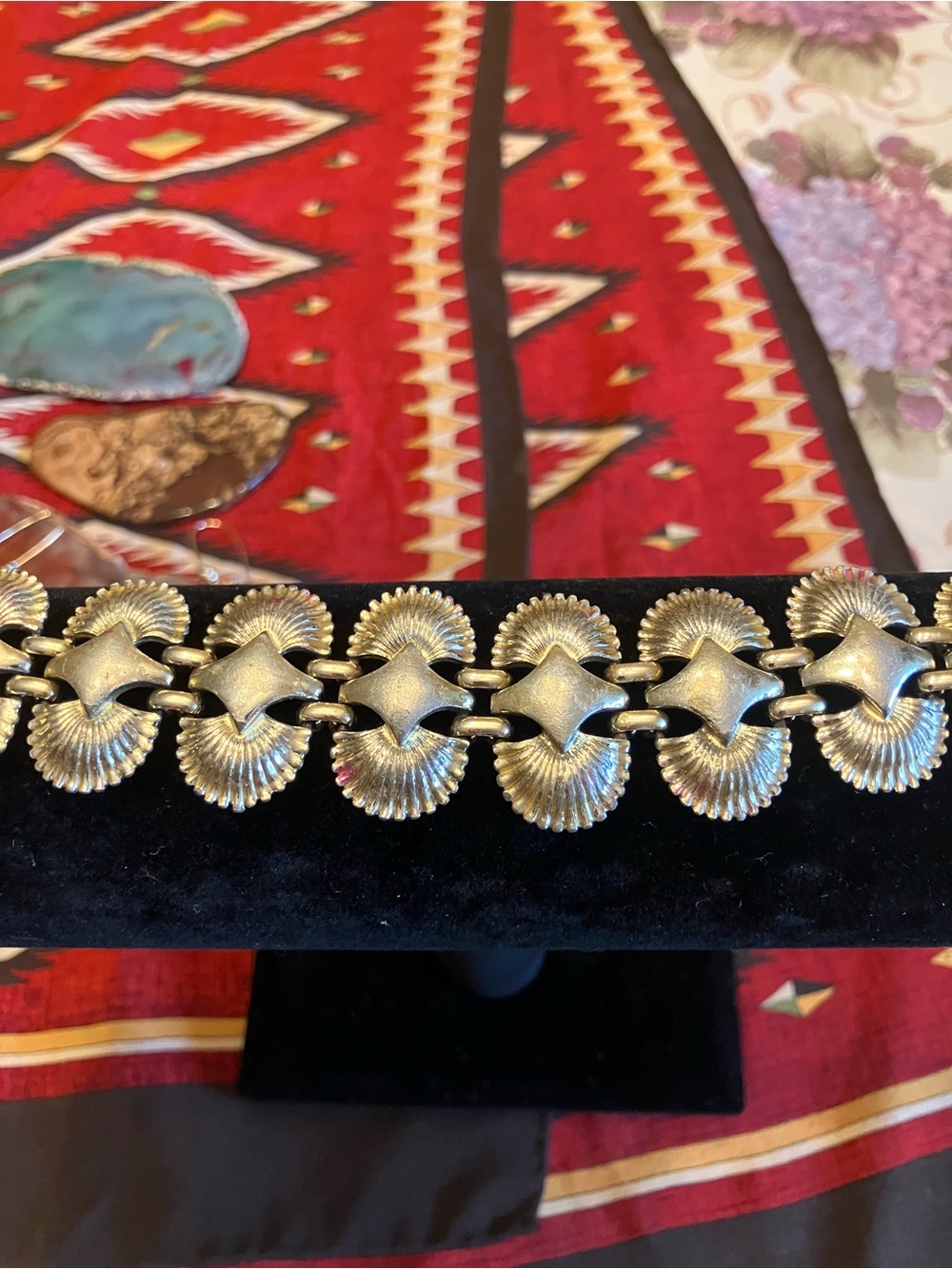 CORO PEGASUS 1950s STAMPED BRACELET WITH UNSIGNED EARRINGS